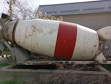 Бетон аралаштыргыч Гравитациялык, Чоң (300 л ашык)