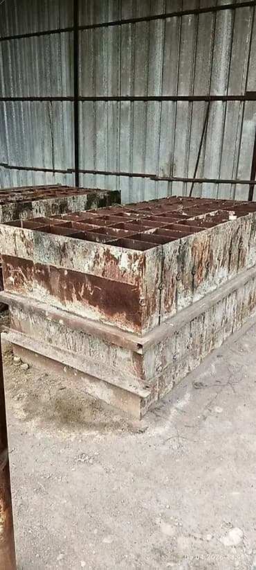 Продаётся комплект оборудования для производства шлакоблоков/бетонных