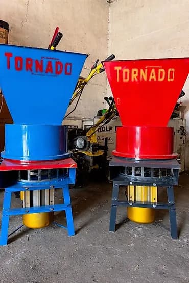 Сегментная дробилка 7в1 Медный мотор 7.5квт Однофазный Описание: -