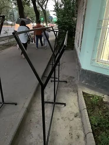 Металлические стойки-регалы для одежды (напольные) - Конструкция
