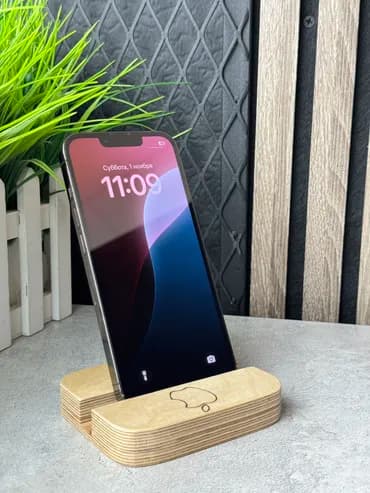 IPhone 13 Pro, Б/у, 128 ГБ, Space Gray, Зарядное устройство, Защитное стекло, Чехол, 76 %