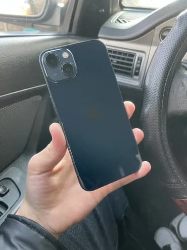 IPhone 13, Б/у, 128 ГБ, Midnight, 82 %