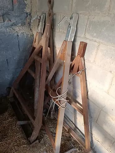 Описание:Продаю.жосткую сцепку 4шт на Спринтер1шт на гигант все за