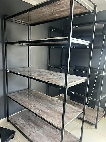 Металлический стеллаж с полками из мдф мебельного - Каркас: прочный