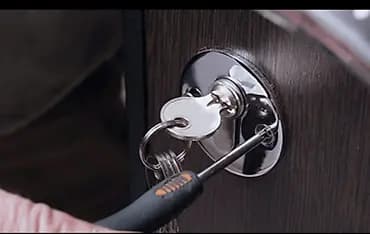 Вскрытие замков любой сложности, также межкомнатные двери, без