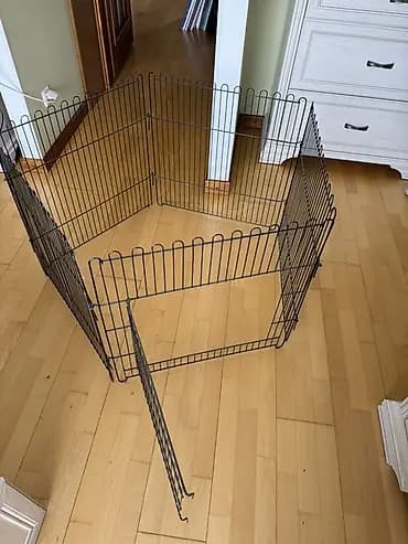 Разбирающая клетка для животных. Длина одной стороны 1м