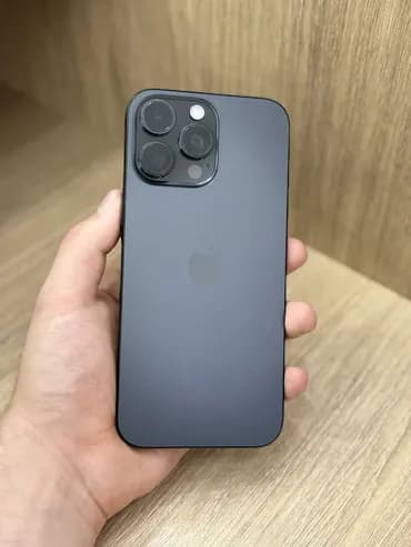 IPhone 16 Pro Max, Б/у, 512 ГБ, Black Titanium, Чехол, 100 %