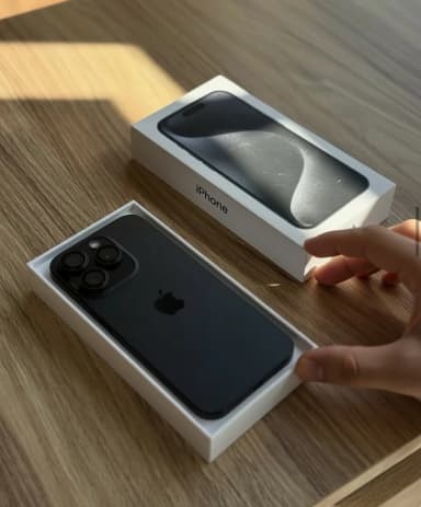 IPhone 15 Pro, Б/у, 256 ГБ, Черный, Коробка, 88 %