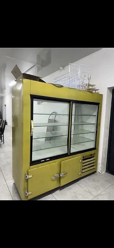 Срочно срочно срочно ‼️‼️‼️ Холодильная витрина Mashregh Sarma