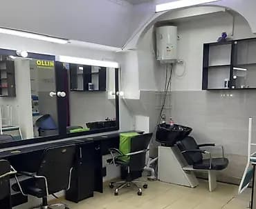 Требуются мастер универсал барбер или женский мастер 50/50 или на