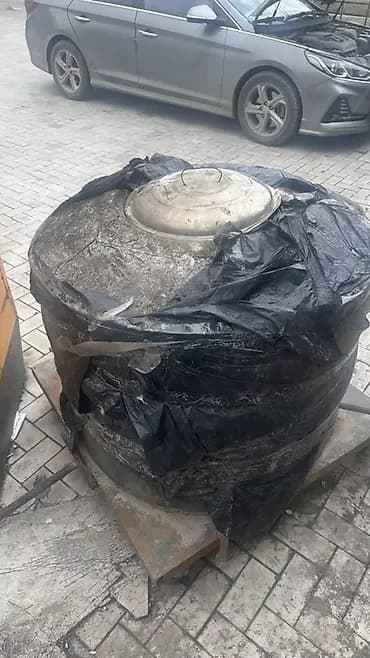 Тандыр (уличная печь для выпечки и жарки) - Материал корпуса: металл