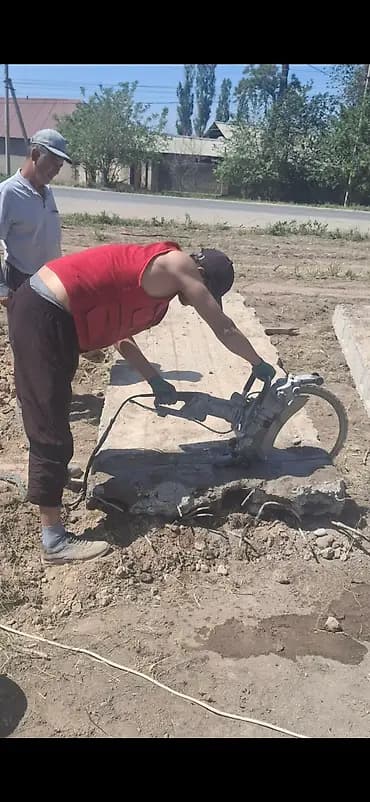 Профессиональная работа в котором используется для резки бетона также