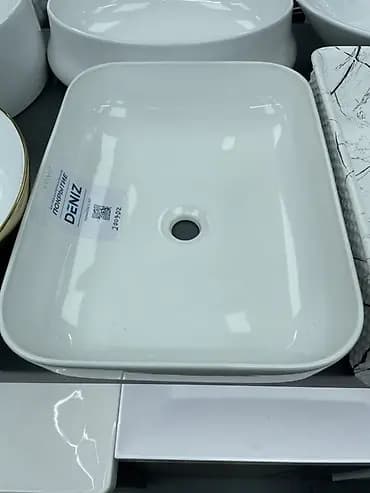 Раковина для ванной, Особенности: Глянцевое, Материал: Керамика