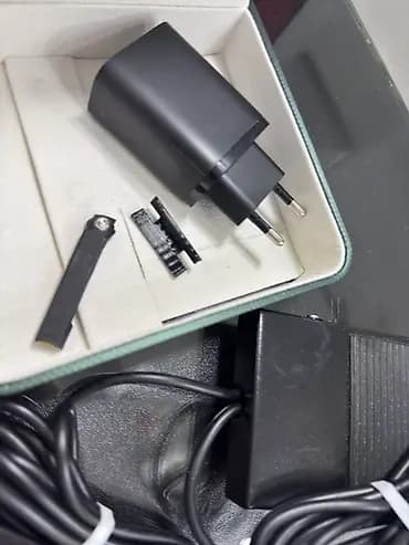 СРОЧНО ПРОДАЮ связи с переездом Все в идеальном состоянии LED -