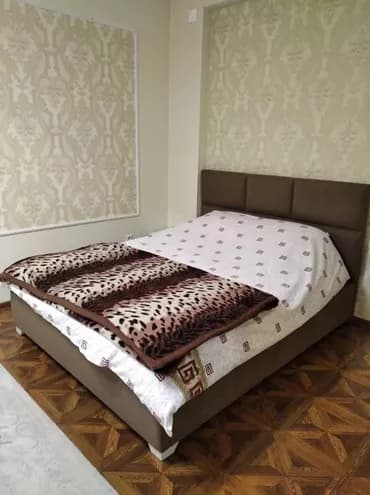 Сдаю 1ком.кв. район бокомбаева исанова новый дом элитка 48м² техника