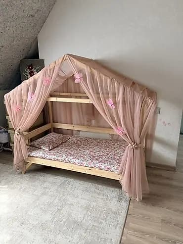 Детская односпальная кровать, Новый, Для девочки, С матрасом, Дерево, Самовывоз