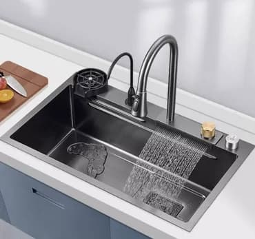 Продается новая мойка! Цена:15000 сом! Качество 100 из 100 Метал