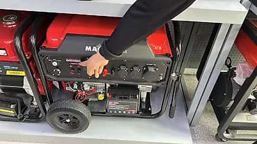 Бензиновый генератор GFE11000A с готовым автоматом Пробег - 0.00 Бак