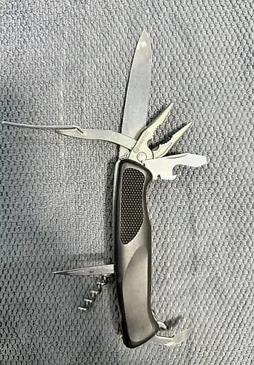 Мультитул-нож Wenger (швейцарский) Продается редкий коллекционный нож