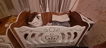 Детская кроватка-люлька с комодом и маятниковым механизмом - Тип