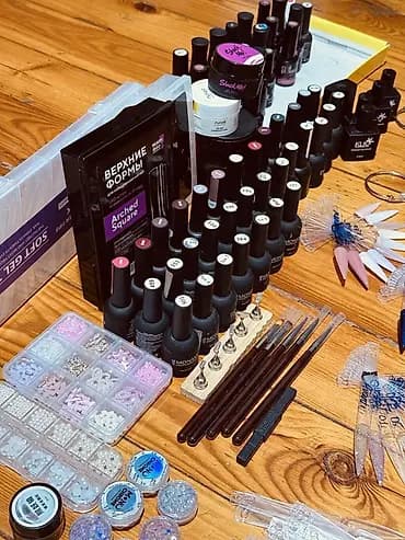 СРОЧНО!!! ПРОДАЮ НАБОР ГЕЛЬ-ЛАКОВ (разные бренды и оттенки