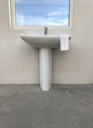 Раковина для ванной, Особенности: Глянцевое, Квадрат форма, Материал: Керамика, Размер: 660 x 520 см