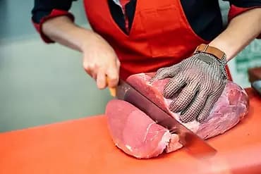 Требуется заготовшик Мужчина с опытом 
НА НАРЕЗКУ МЯСО КУРИТЦЫ