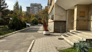 3 комнаты, Риэлтор, Без подселения, С мебелью полностью