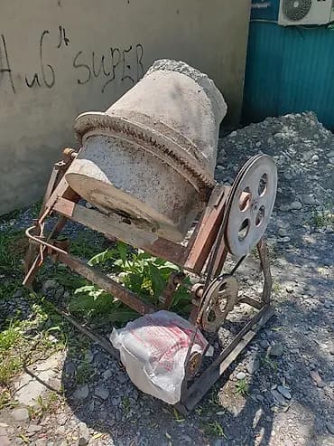 Бетономешалка Гравитационная, Малая (менее 150 л), Б/у