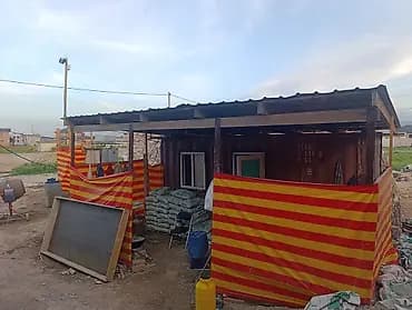 Бытовка/вагончик на базе морского контейнера с навесом - Основа