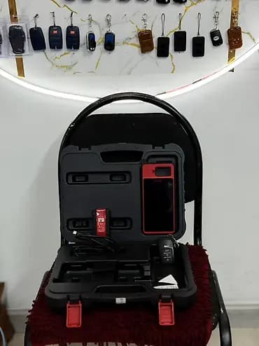 Продаётся срочно AUTEL MaxiIM – профессиональный комплект для