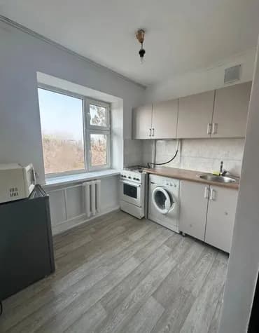 1 комната, Риэлтор, Без подселения, С мебелью частично