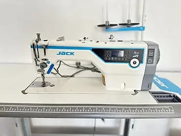 Jack, Бар