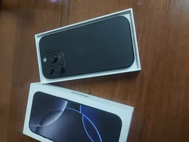 IPhone 16 Pro, Б/у, 256 ГБ, Black Titanium, Коробка, 99 %