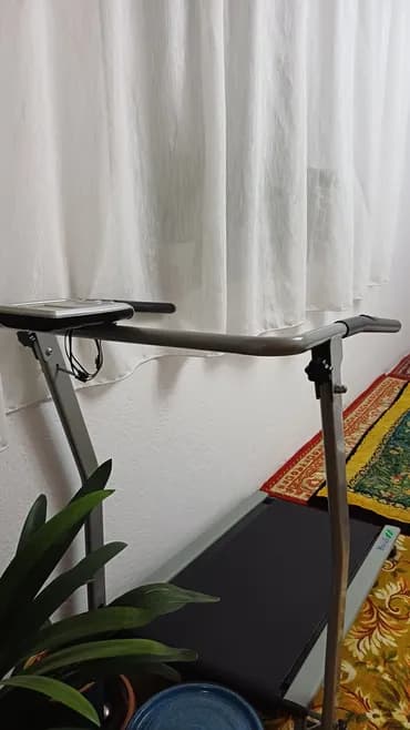 Механическая беговая дорожка