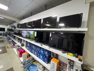 Телевизоры Ниже чем наскладе смарт тв wi-fi ютуб андроиди и выше