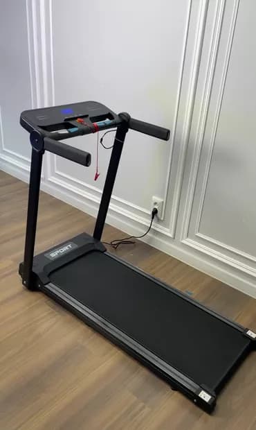 Начать новый год с движения 🏃‍♂️ 🎁 Беговая дорожка — это: • здоровье