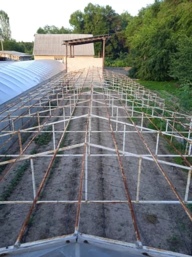 ( теплица ). Продаю готовую теплицу. Продаётся только каркас теплицы