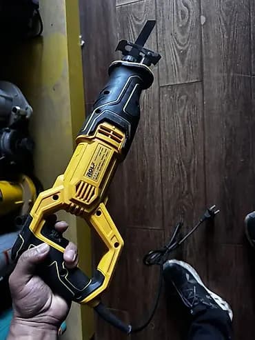 Сабельная пила Новый, Универсальная, 750 Вт