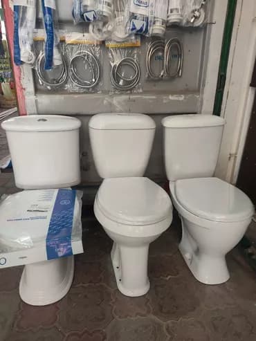 Скупаем б/у ванные унитазы раковины батареи мебель и всякую мелочь