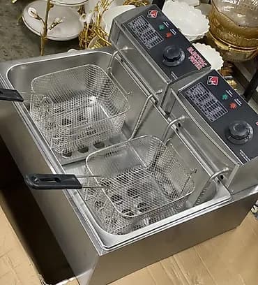 Профессиональная электрическая фритюрница с двумя независимыми ваннами