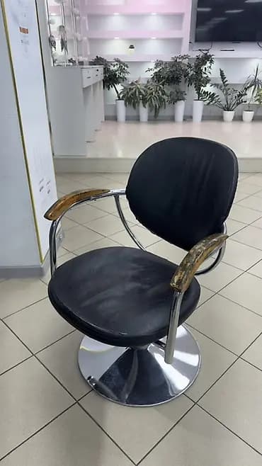 Кресло парикмахерское на хромированном основании - Сиденье и спинка