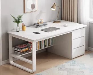 Письменный стол