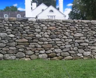 Каменные заборы