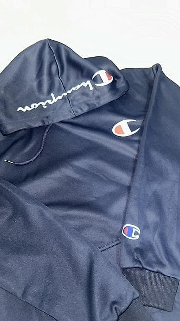 Мужская толстовка, L, Champion, Новый, цвет - Синий at lalafo.kg Мужская толстовка, L, Champion, Новый, цвет - Синий