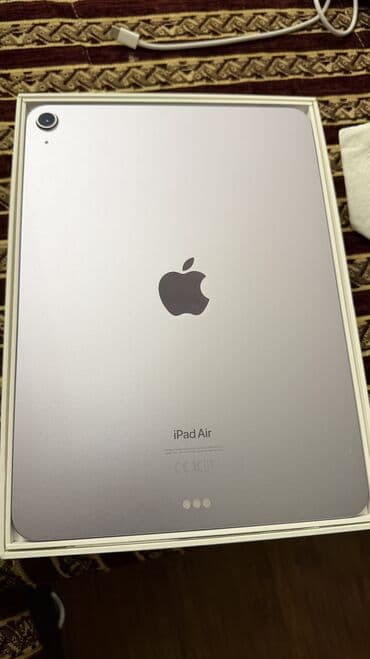 Планшет, Apple, память 256 ГБ, 10" - 11", Wi-Fi, Б/у, Классический цвет - Серебристый at lalafo.kg Планшет, Apple, память 256 ГБ, 10" - 11", Wi-Fi, Б/у, Классический цвет - Серебристый