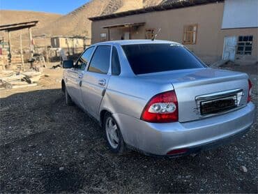 Паркет: ВАЗ (ЛАДА) Priora: 2010 г., 1.5 л, Механика, Бензин, Седан lalafo.kg да — 2 Паркет: ВАЗ (ЛАДА) Priora: 2010 г., 1.5 л, Механика, Бензин, Седан — 2