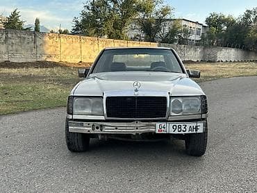 Mercedes-Benz W124: 1986 г., 2 л, Механика, Бензин, Седан at lalafo.kg Mercedes-Benz W124: 1986 г., 2 л, Механика, Бензин, Седан