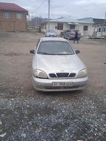 Daewoo Lanos: 1998 г., 1.5 л, Механика, Бензин, Седан at lalafo.kg Daewoo Lanos: 1998 г., 1.5 л, Механика, Бензин, Седан