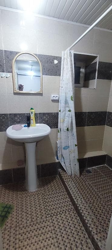 Oldsmobile: Сдаётся жильё 24 кв.м в центре Ак-Орго (частный сектор). Отдельный at lalafo.kg — 5 Oldsmobile: Сдаётся жильё 24 кв.м в центре Ак-Орго (частный сектор). Отдельный — 5